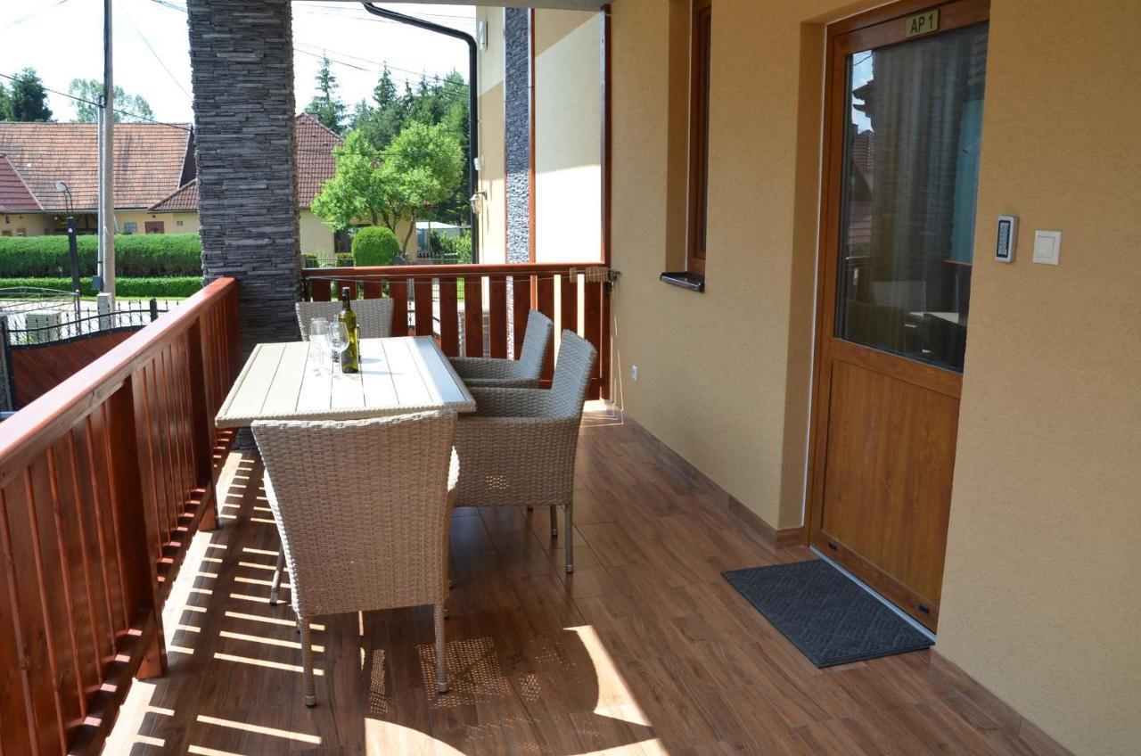 Apartmány Best I. Bešeňová Kültér fotó