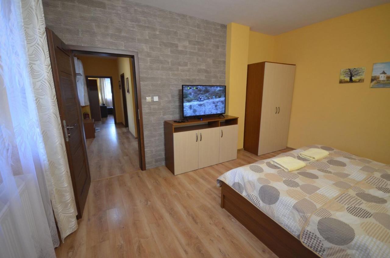 Apartmány Best I. Bešeňová Kültér fotó